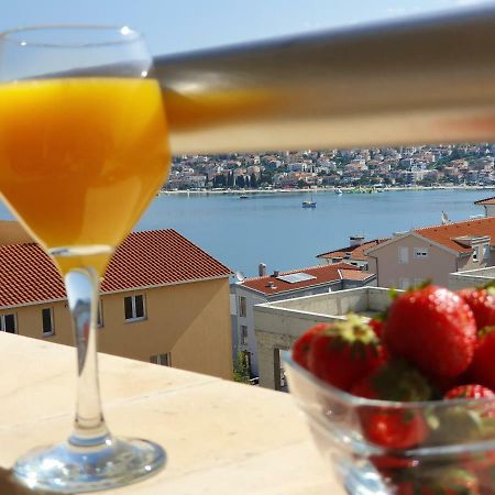 Apartment Tihana Trogir Eksteriør billede