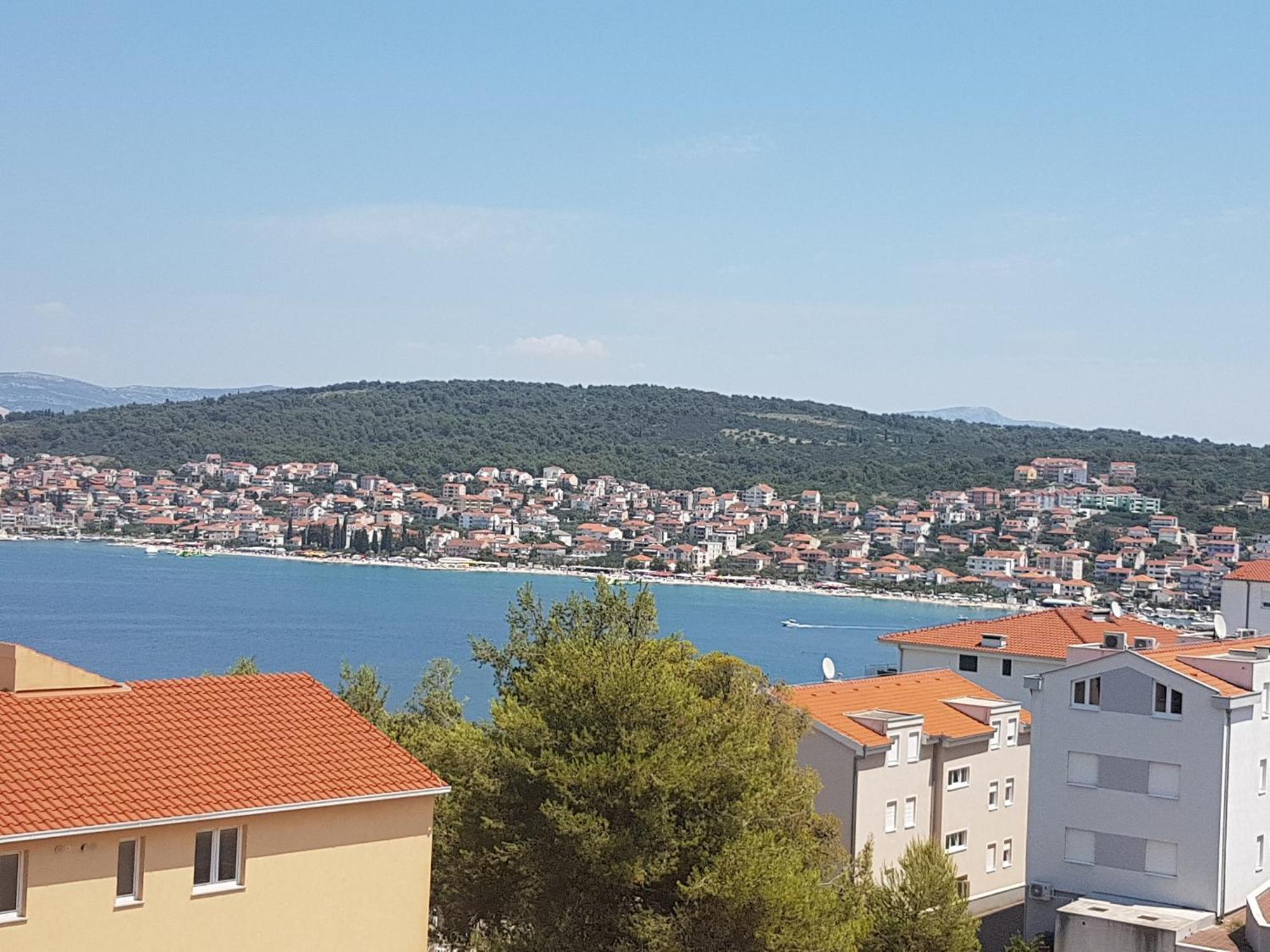 Apartment Tihana Trogir Eksteriør billede