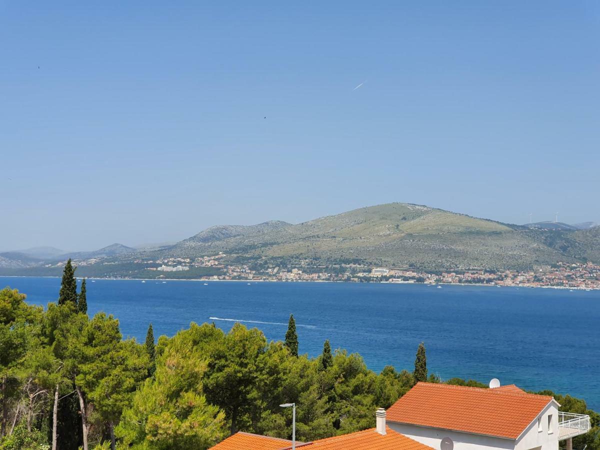 Apartment Tihana Trogir Eksteriør billede